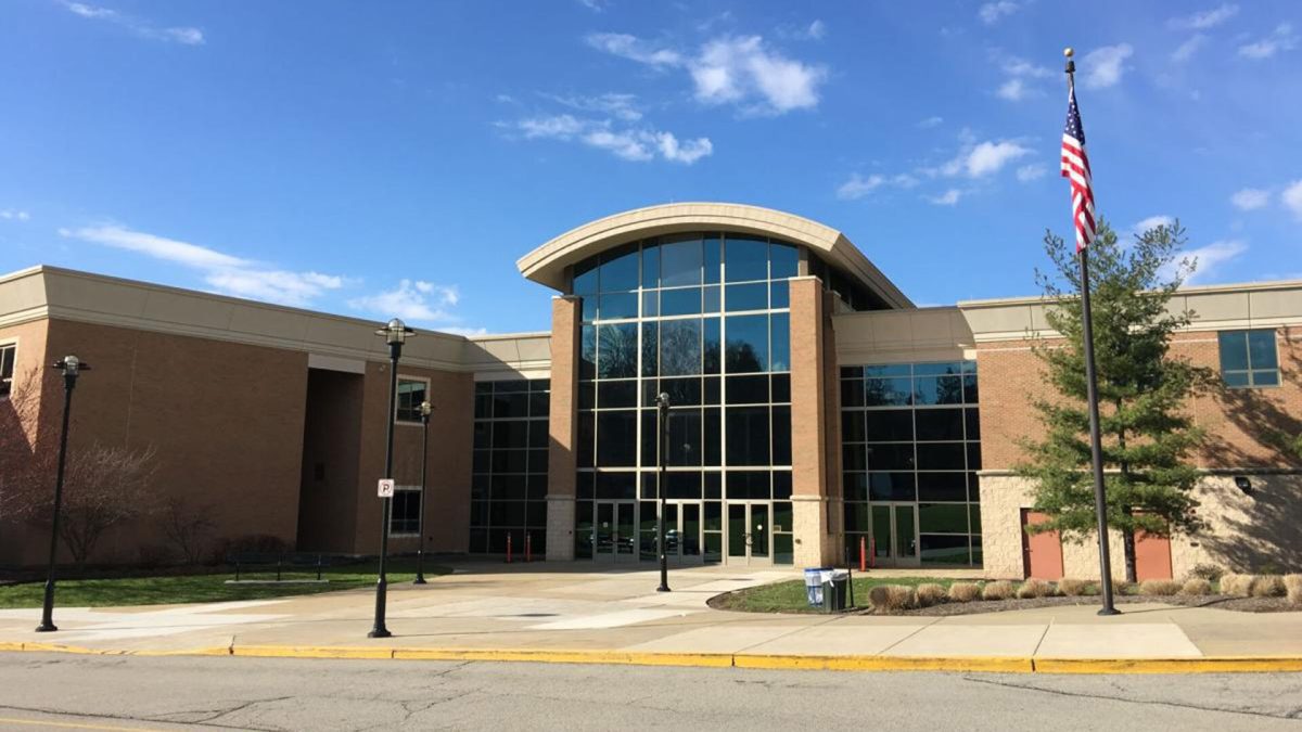 Optional masking prompts Upper St. Clair parents to file suit against